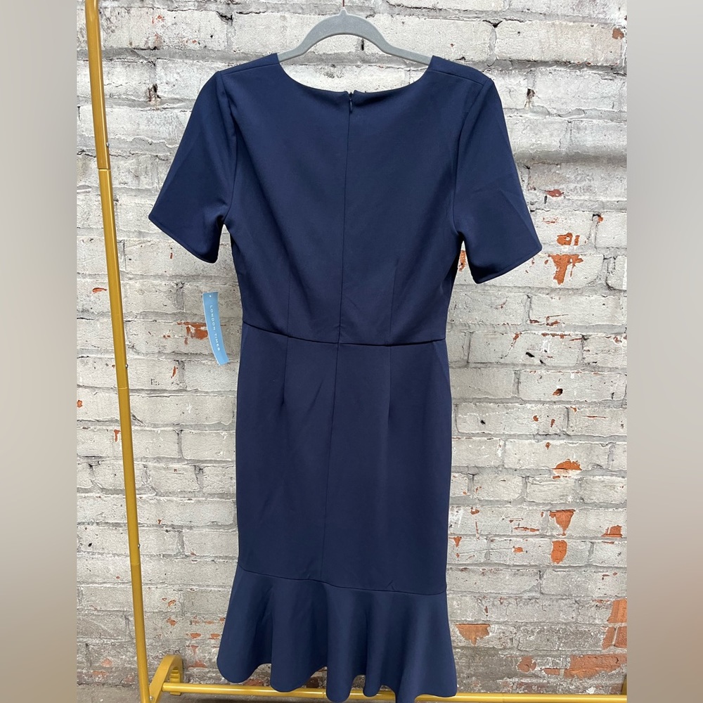 London Times Women's V-Neck Polished Flounce Hem Twist Waist Sz 6 NWT - Picture 4 of 8